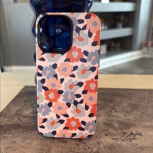 Casely 14 pro max Floral Pattern Phone Case - Multicolor